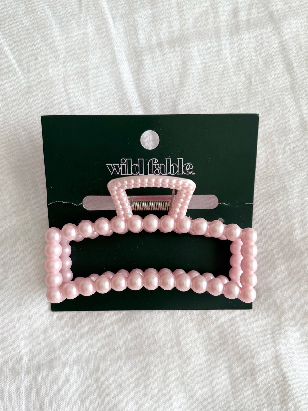 NWT Wild Fable Pink Pearl Claw Clip